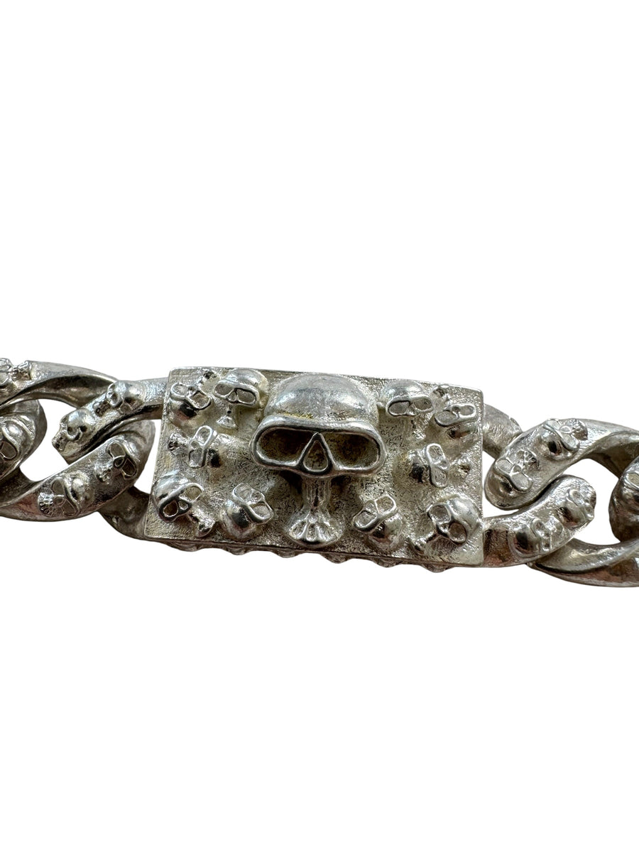 SKULL CENTERPIECE BRACELET