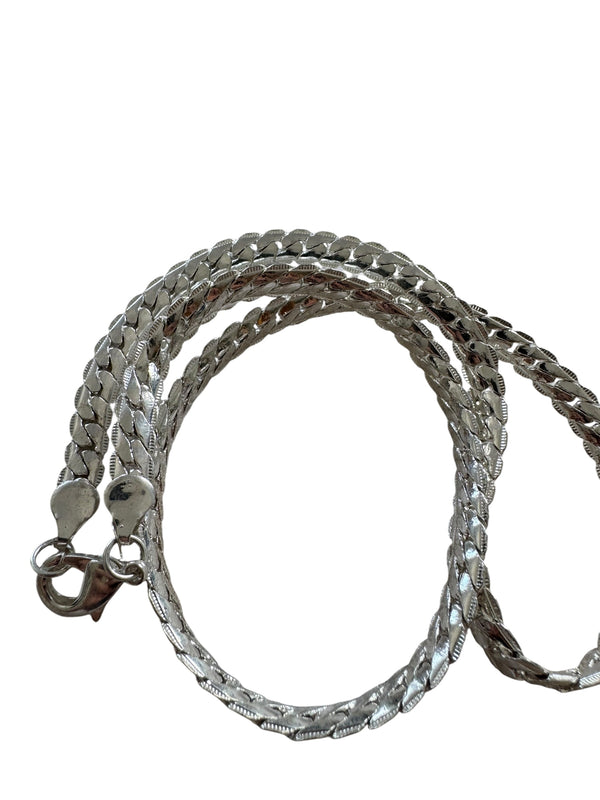 SLIM CURB CHAIN NECKLACE